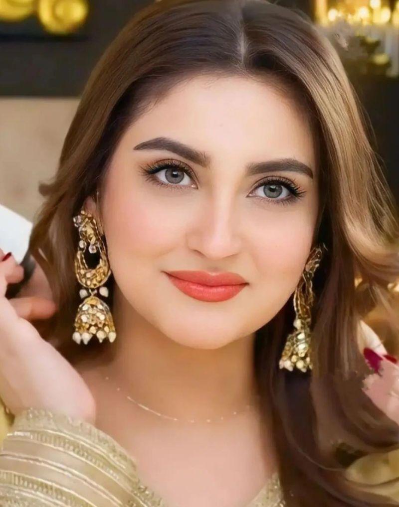 Hiba Bukhari Biography